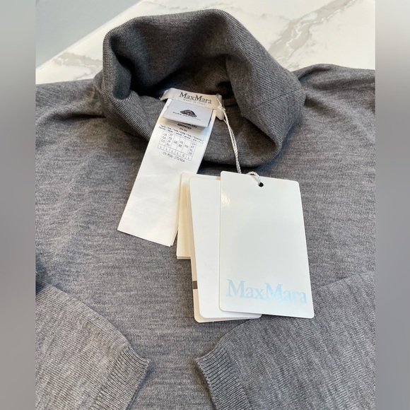 Max Mara Saluto Virgin Wool Turtleneck Top Sweater L - Picture 13 of 16